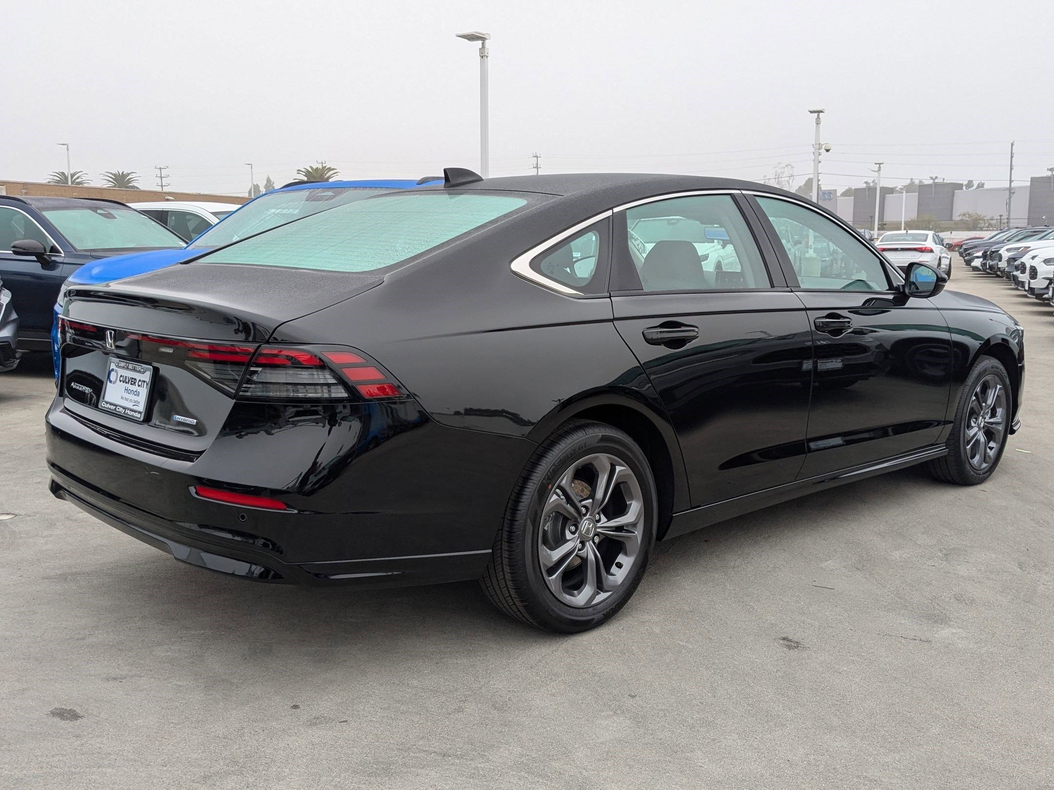 2025 Honda Accord Hybrid EX-L photo 3