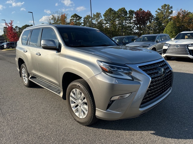 2022 Lexus GX 460 photo 2