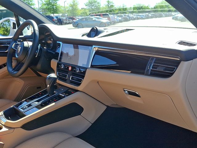 2024 Porsche Macan S photo 24