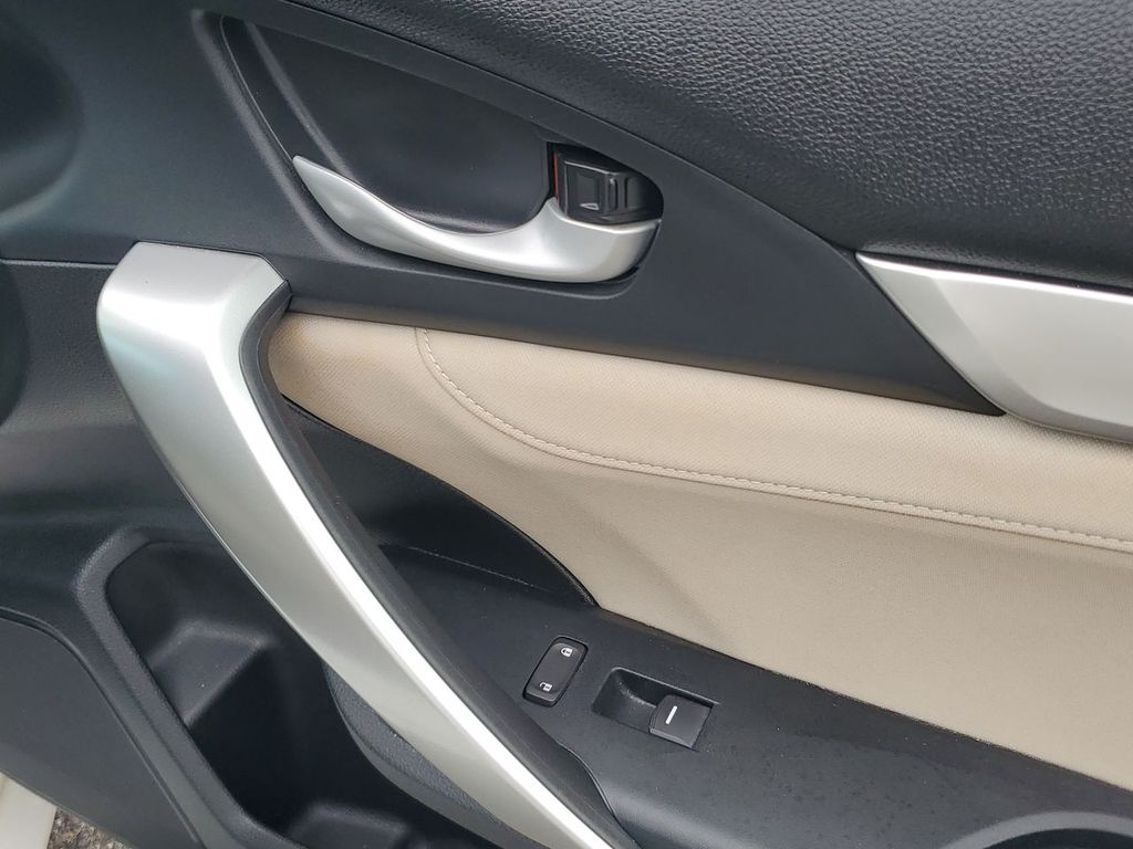 2018 Honda Civic EX-T photo 38