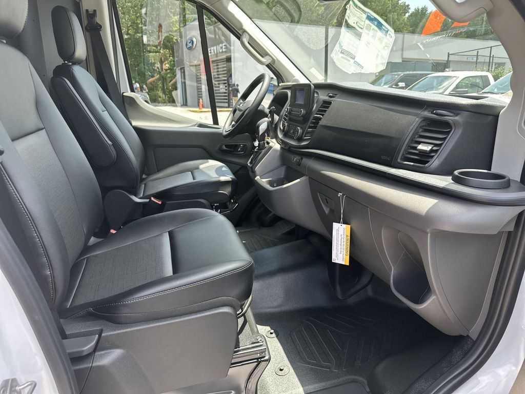 2024 Ford Transit Cargo Van photo 10
