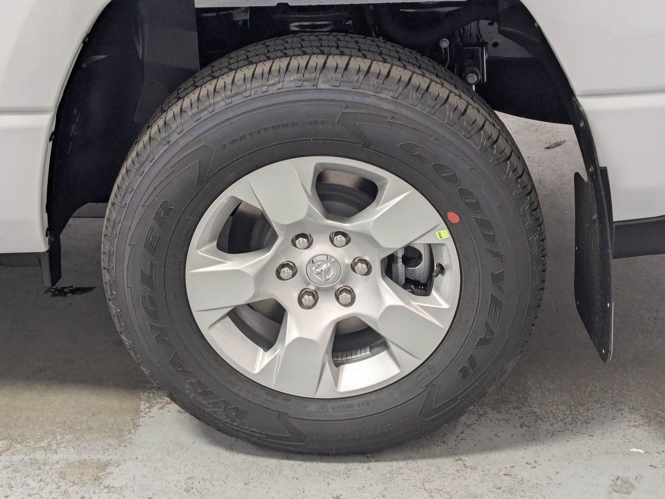 2025 Ram 1500 Tradesman photo 14