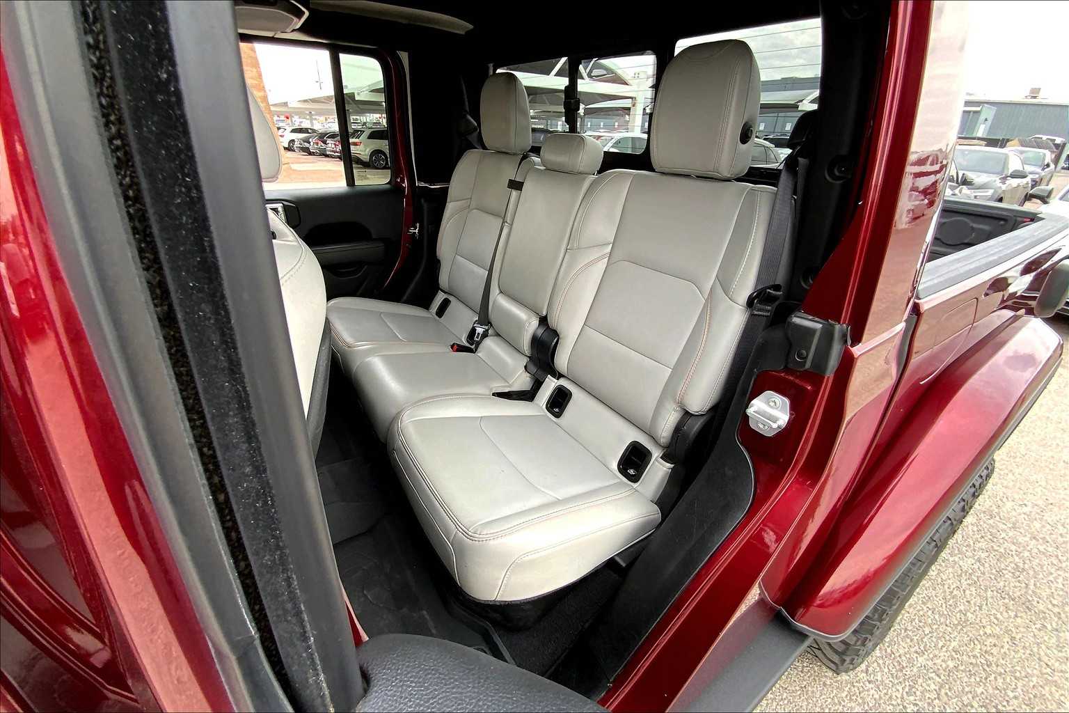 2021 Jeep Gladiator Mojave photo 19