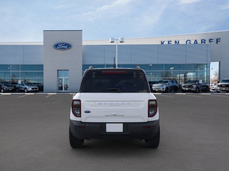 2025 Ford Bronco Sport Outer Banks photo 3