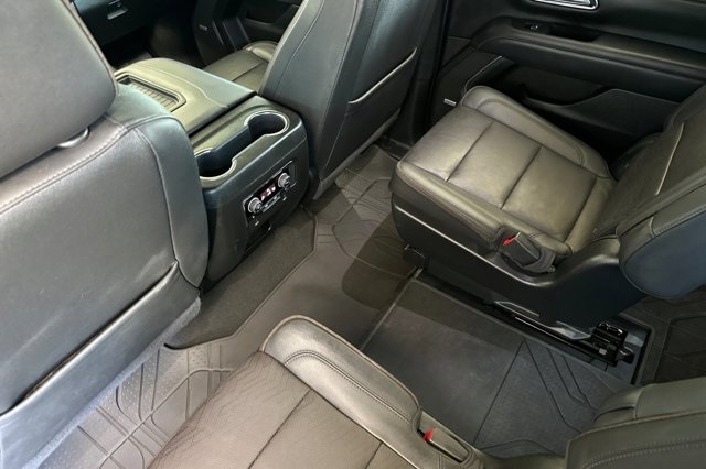 2022 Chevrolet Tahoe High Country photo 11