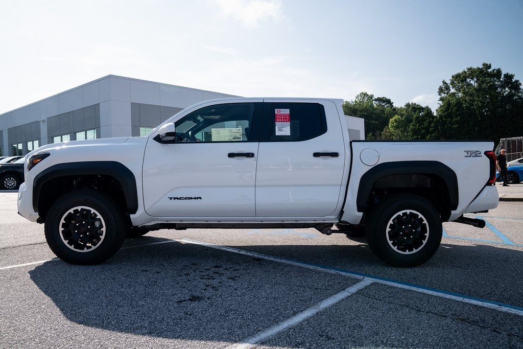 2025 Toyota Tacoma TRD Off-Road Double Cab photo 4