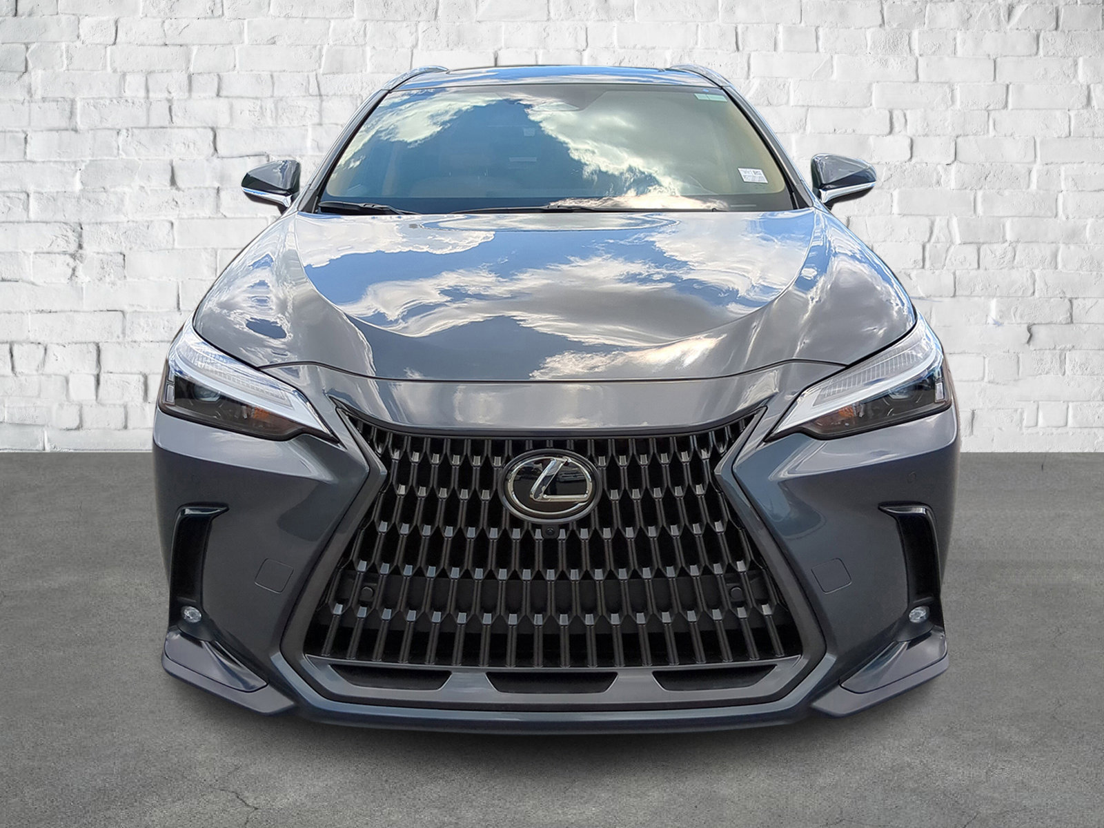 2026 Lexus NX 350 Premium photo 2