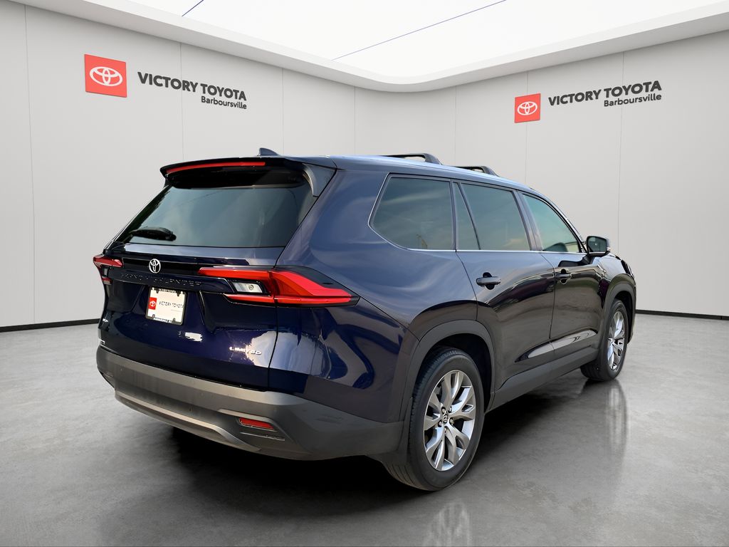 2024 Toyota Grand Highlander Limited photo 3