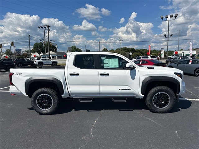 2025 Toyota Tacoma TRD Off-Road 4x4 Double Cab photo 2
