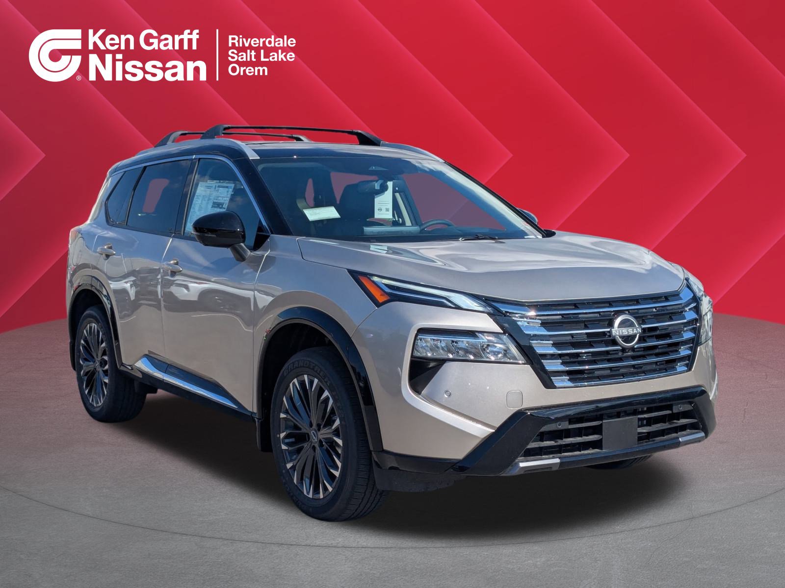 2026 Nissan Rogue Platinum's photo