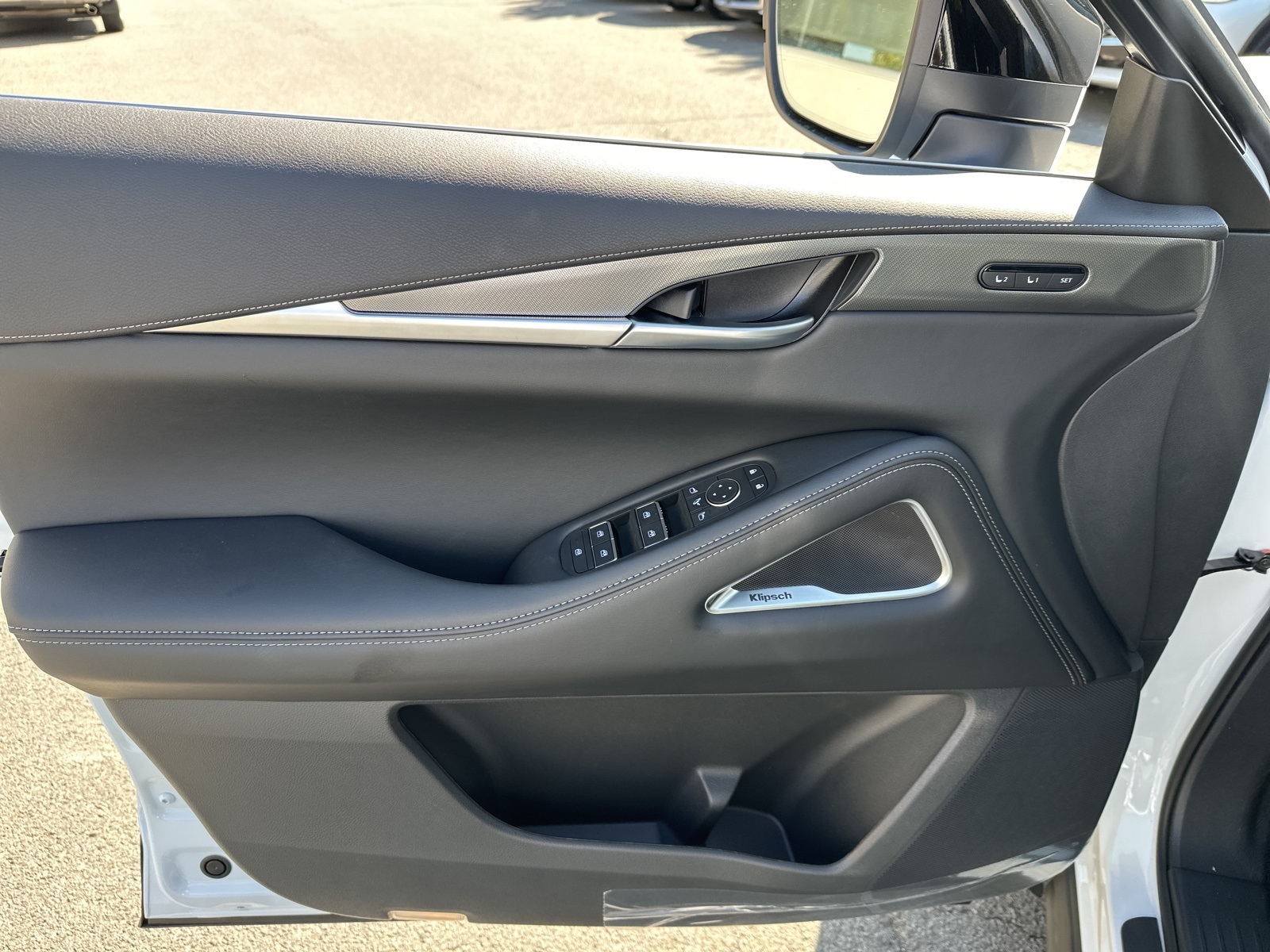 2026 Infiniti QX60 Luxe AWD photo 13