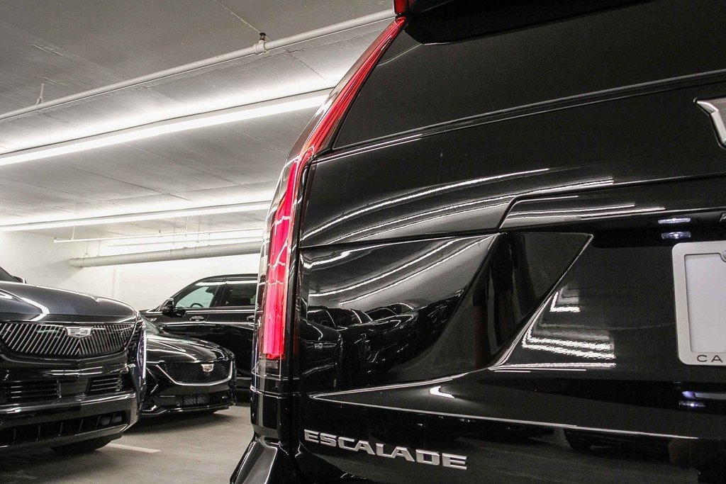 2026 Cadillac Escalade Platinum Sport photo 7