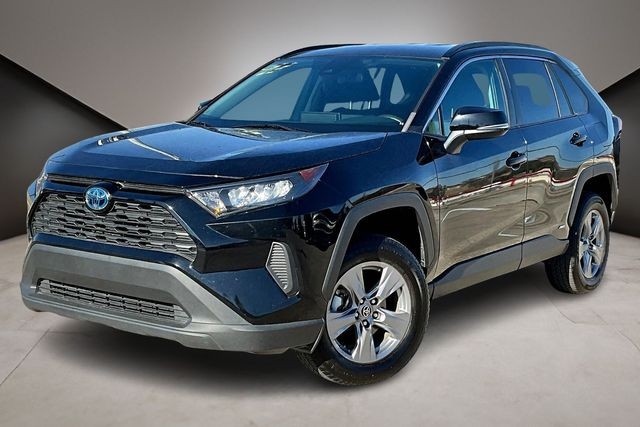 2022 Toyota RAV4 LE