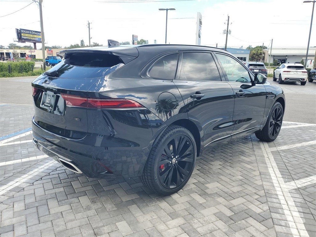 2026 Jaguar F-PACE P400 R-Dynamic S photo 4