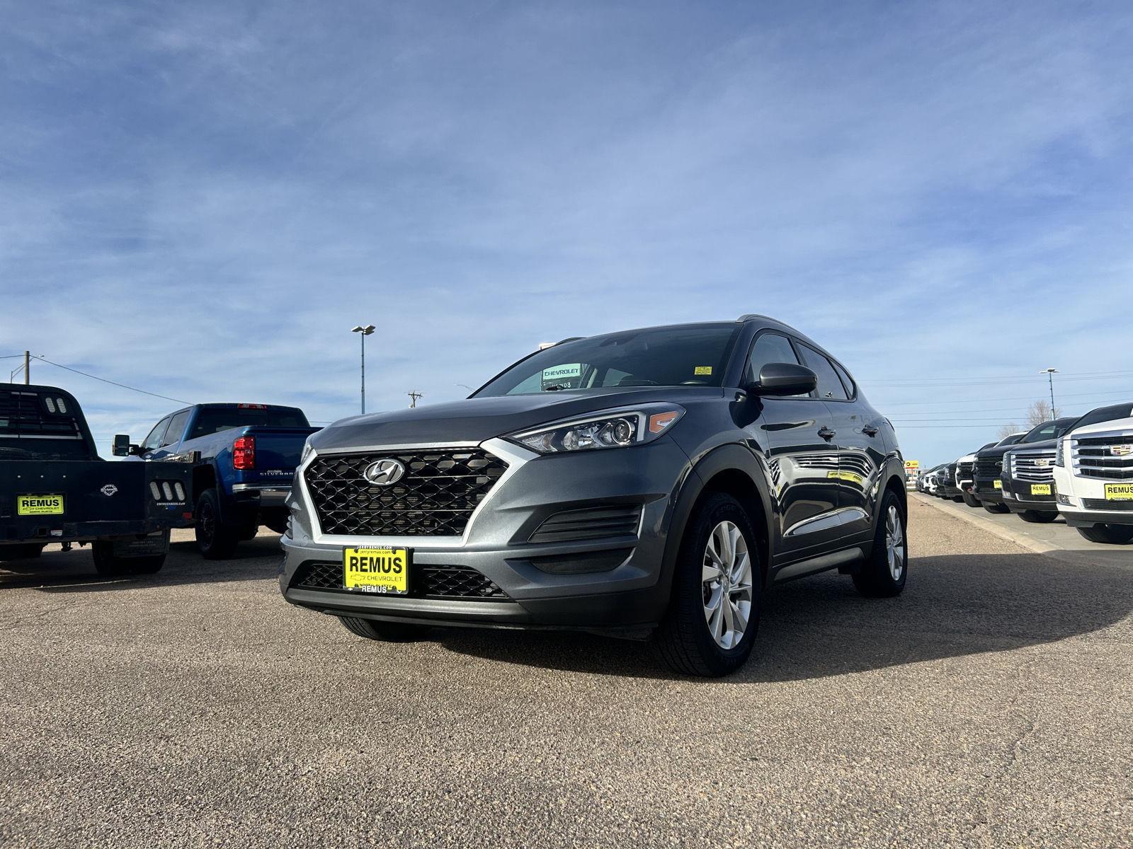 2021 Hyundai Tucson Value photo 2
