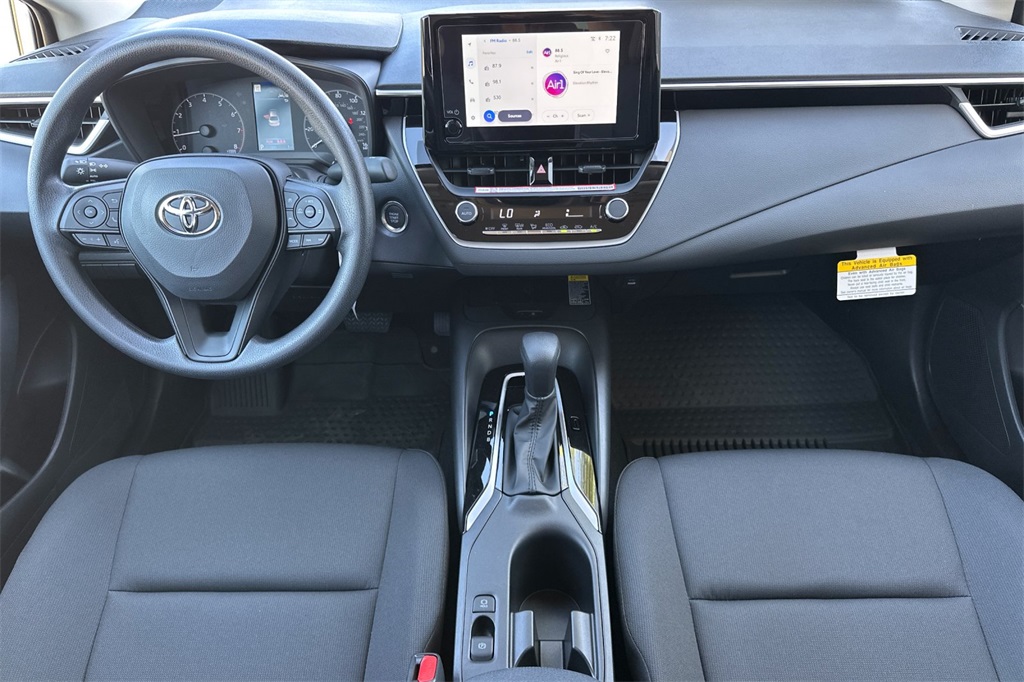 2025 Toyota Corolla LE photo 13