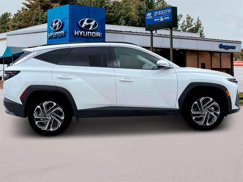 2025 Hyundai Tucson Hybrid Limited photo 8