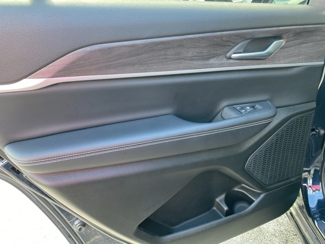 2023 Jeep Grand Cherokee Limited photo 30