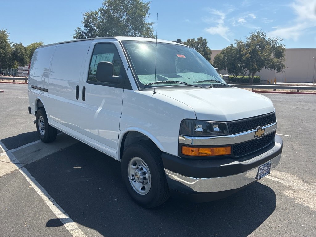 2025 Chevrolet Express Cargo Work Van's photo