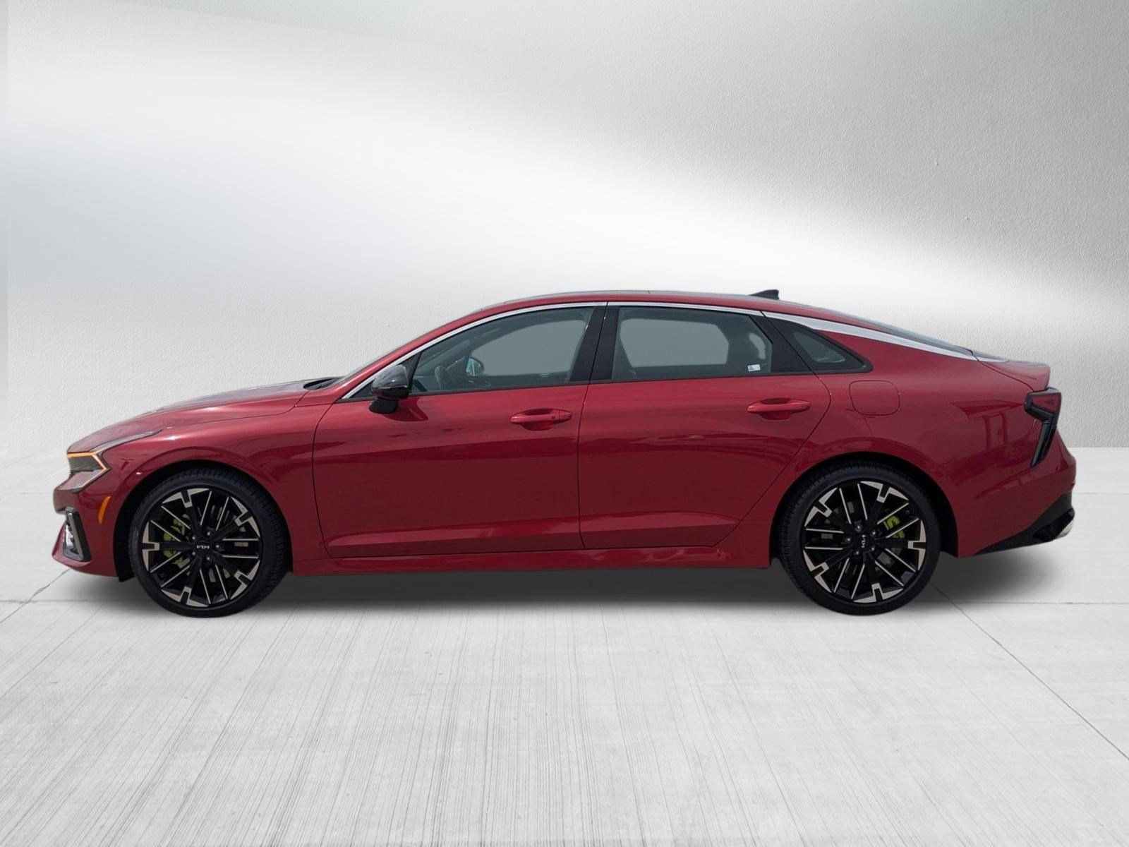 2025 Kia K5 GT photo 2