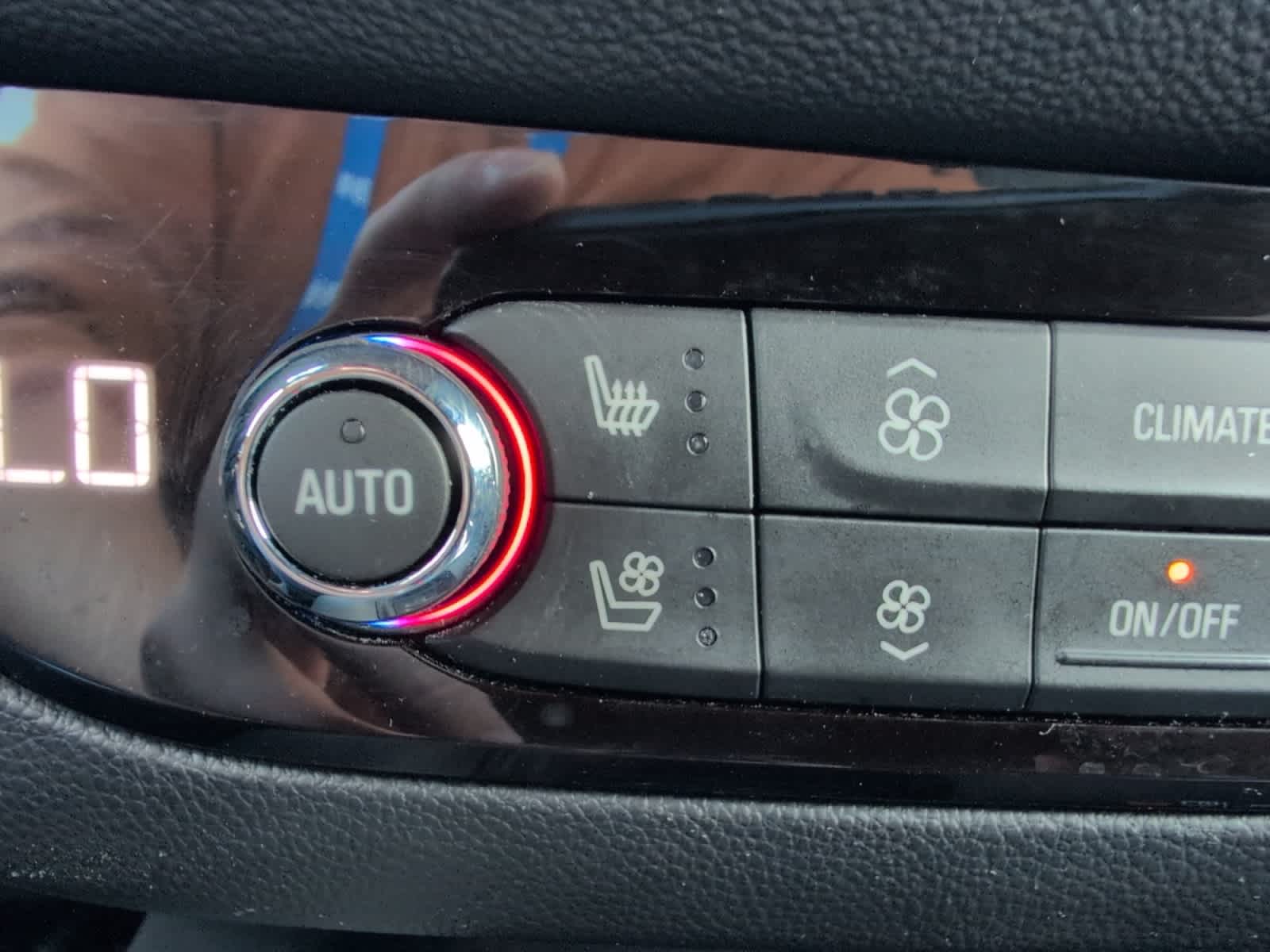 2024 Buick Enclave Premium photo 22