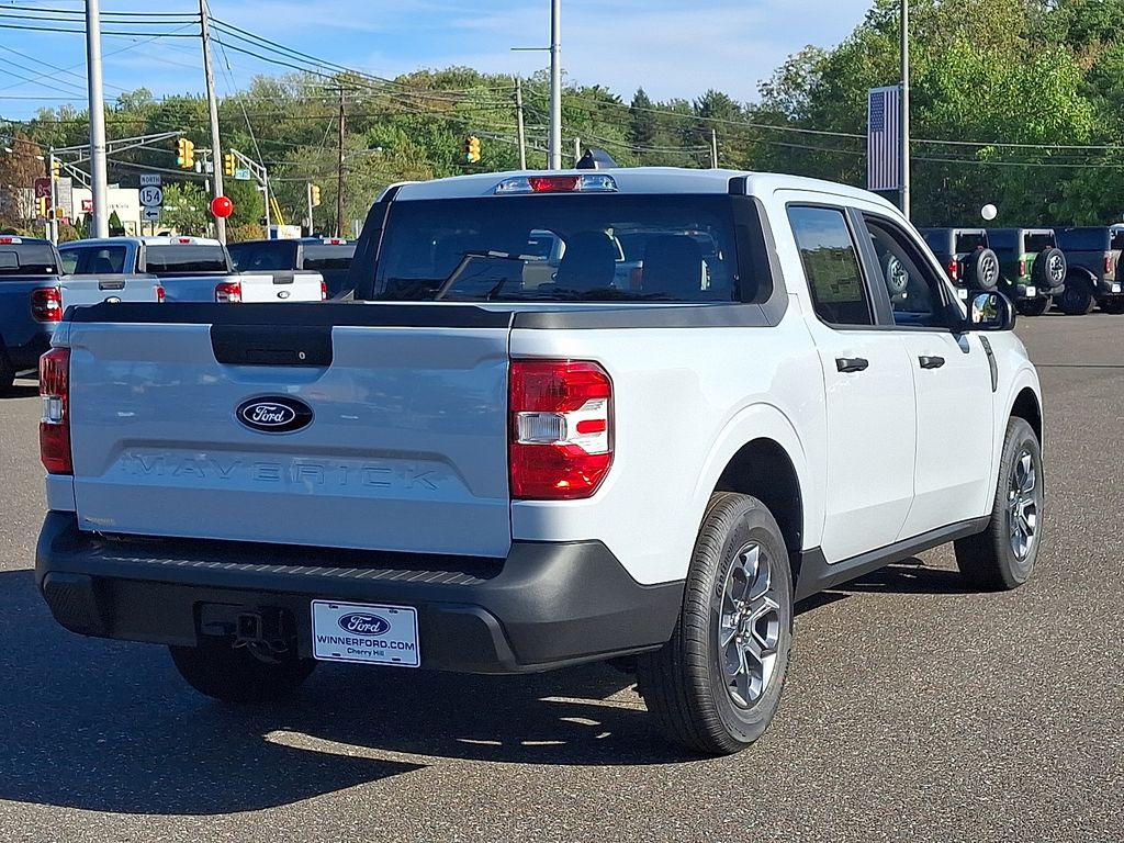 2025 Ford Maverick XLT photo 3