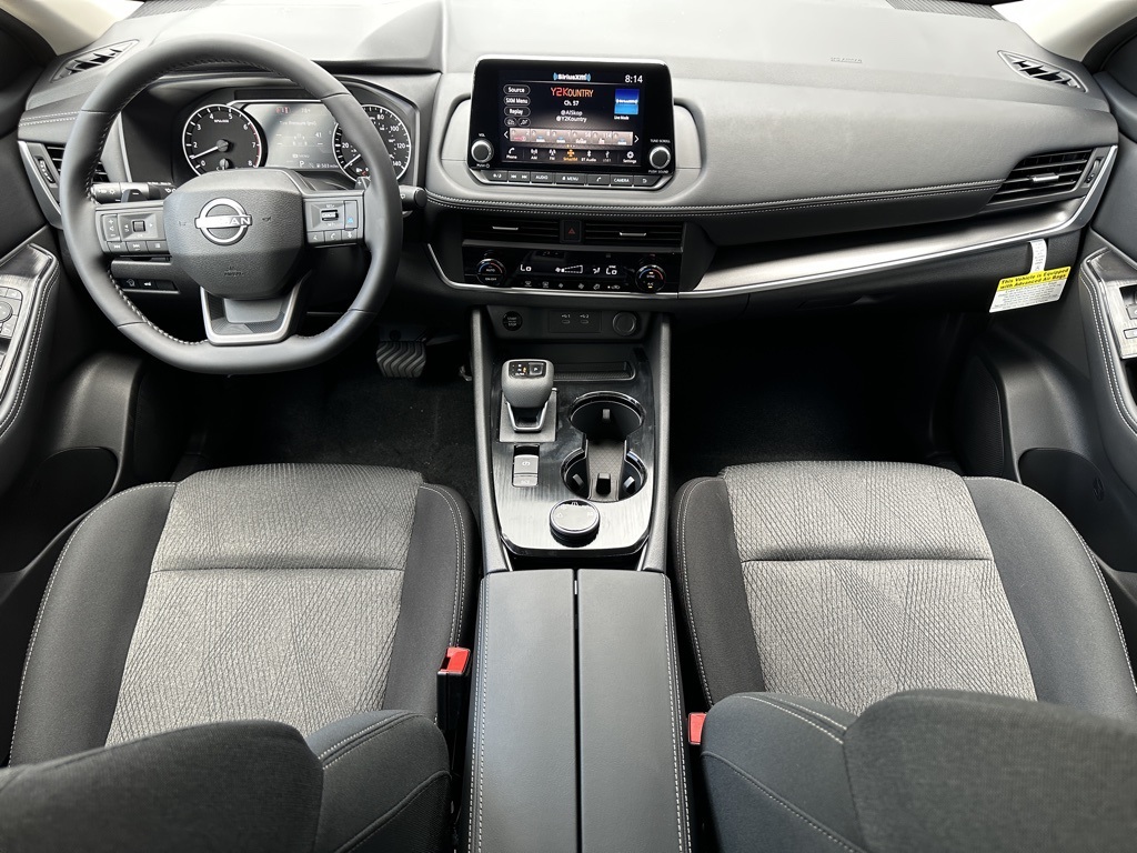 2026 Nissan Rogue SV photo 20