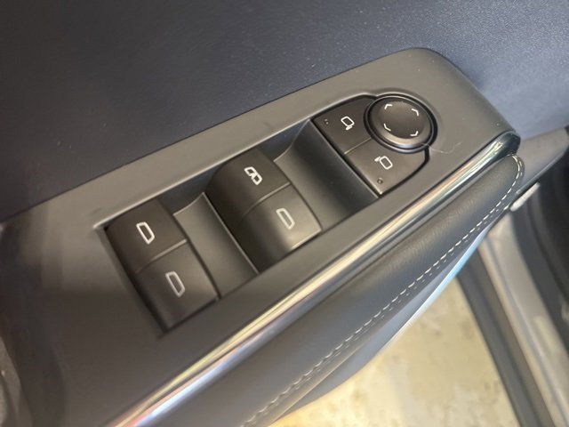 2026 Gmc Acadia Elevation photo 4