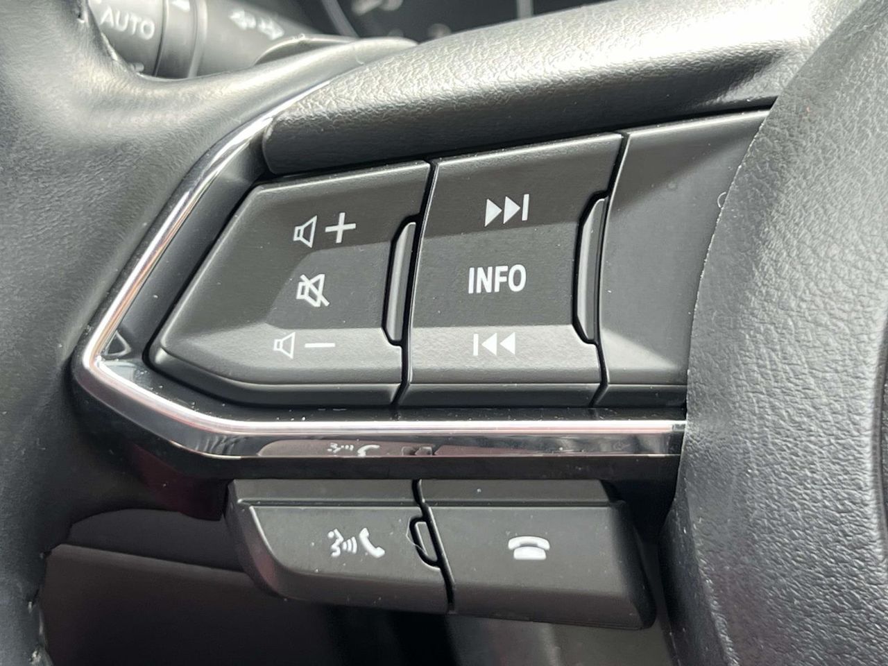 2023 Mazda CX-5 2.5 S Premium photo 18