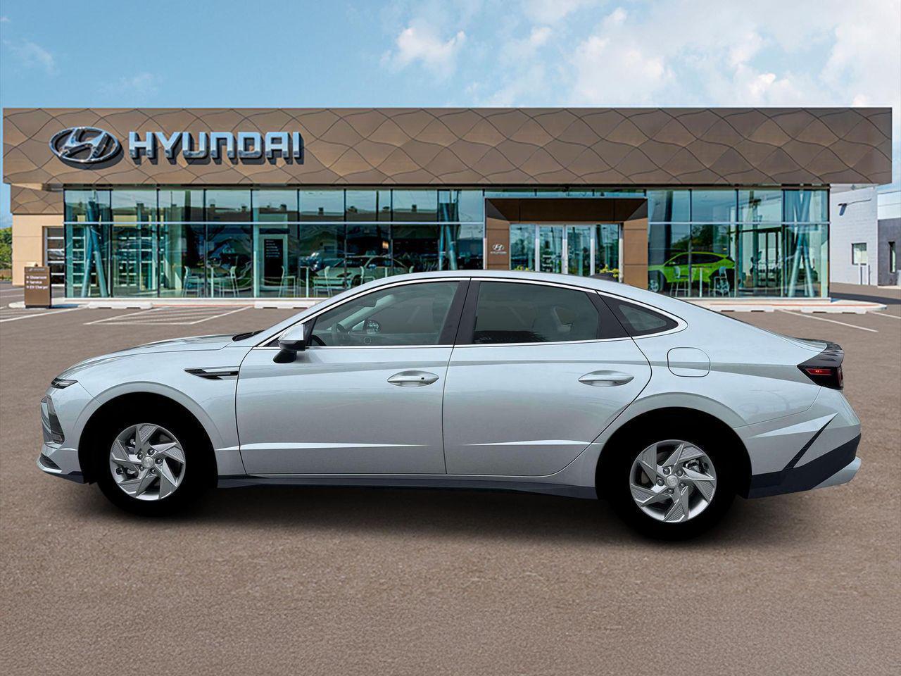 2026 Hyundai Sonata SE photo 3