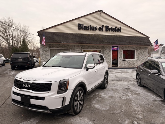 2022 Kia Telluride S's photo