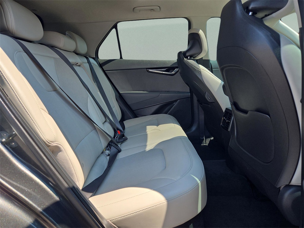 2023 Kia Niro EX Touring photo 18