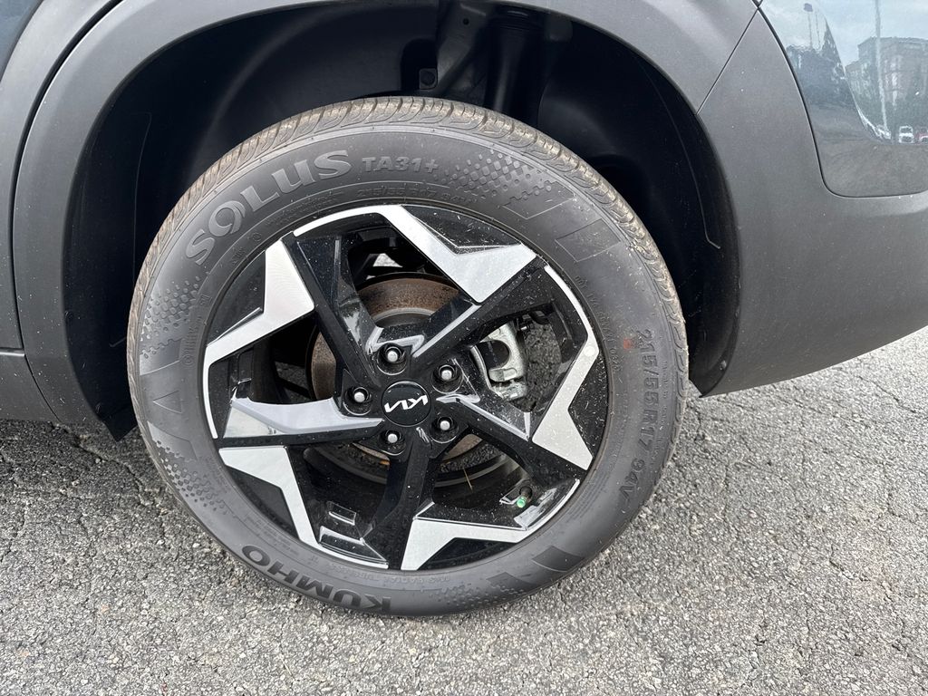 2025 Kia Seltos EX photo 19
