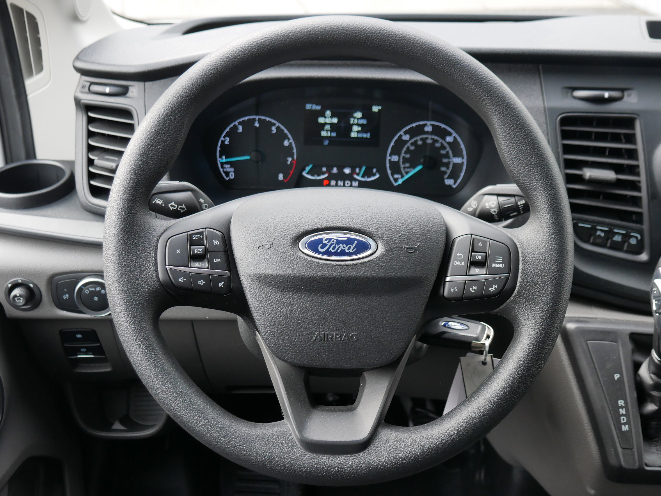 2024 Ford Transit Cargo Van photo 4