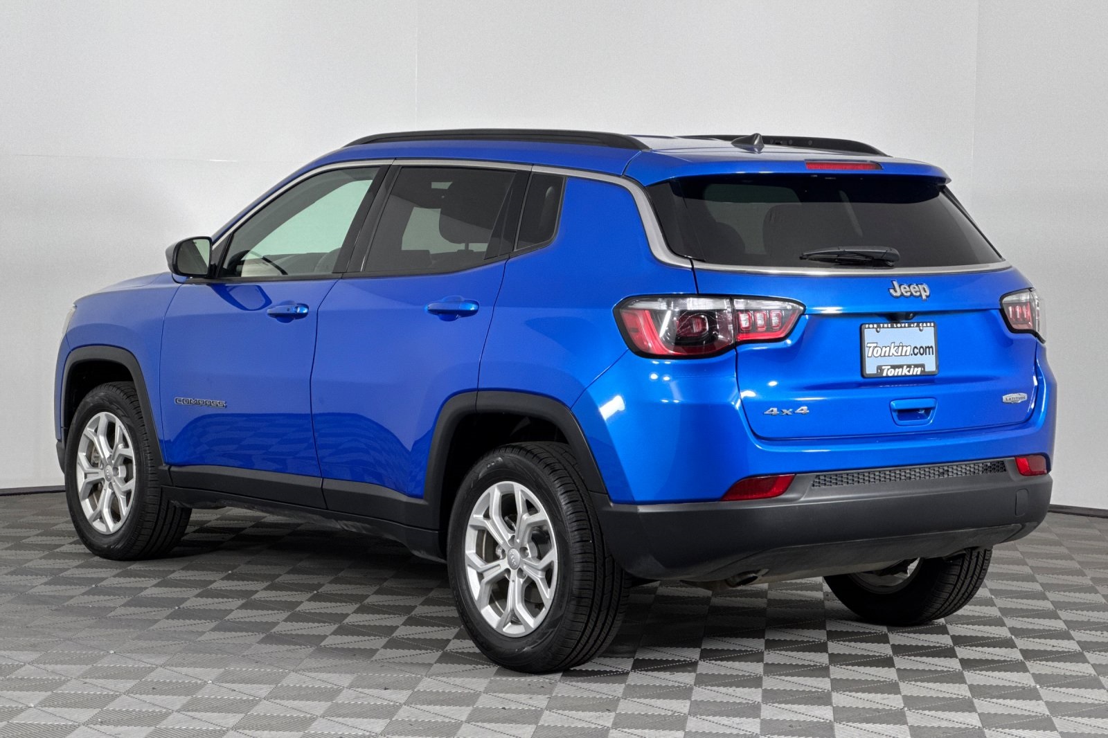 2024 Jeep Compass Latitude photo 6