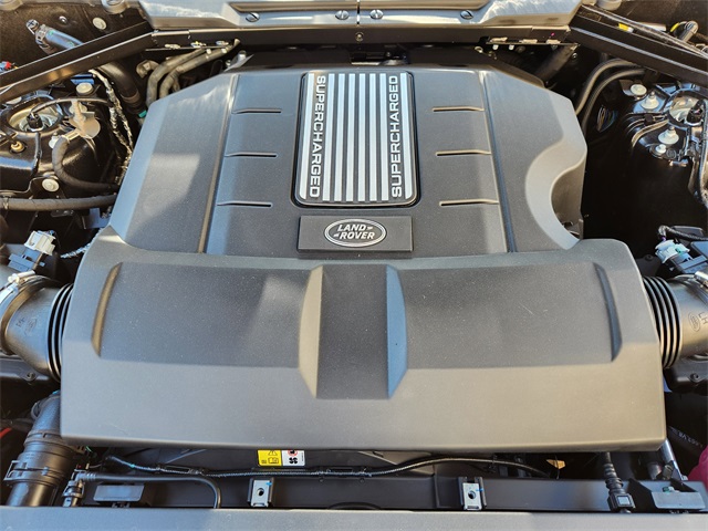 2025 Land Rover Defender 130 V8 photo 19