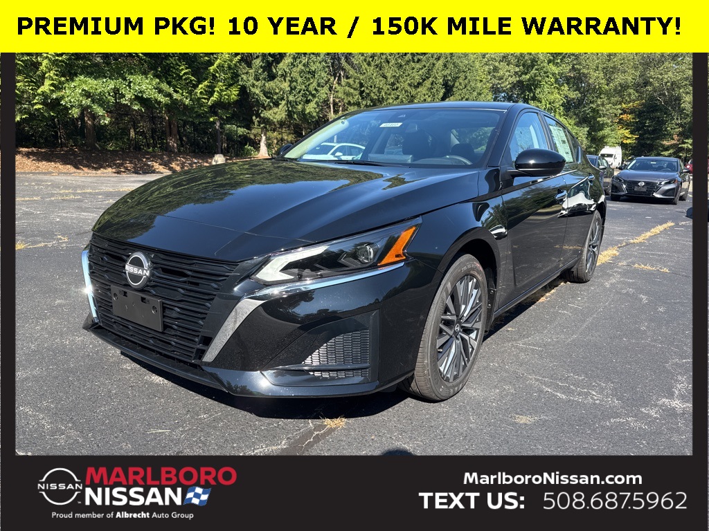 2025 Nissan Altima SV photo 2