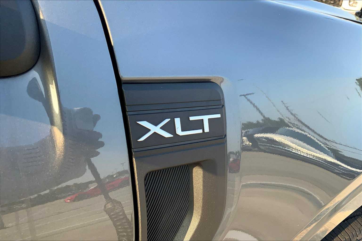 2024 Ford Maverick XLT photo 8