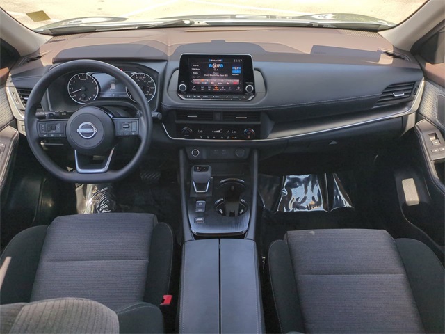 2023 Nissan Rogue SV photo 14