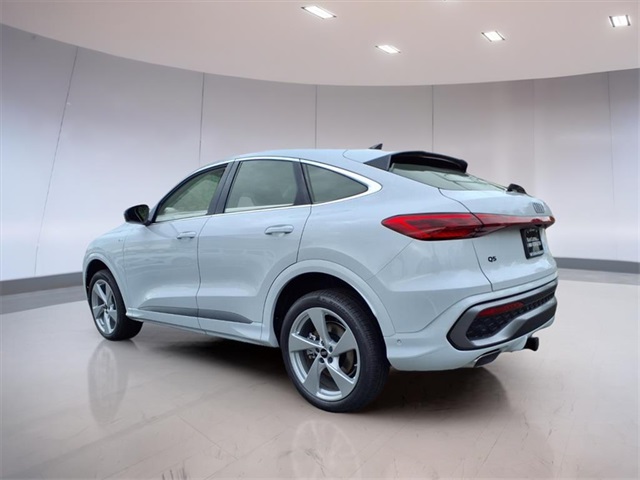 2025 Audi Q5 Premium Plus photo 3