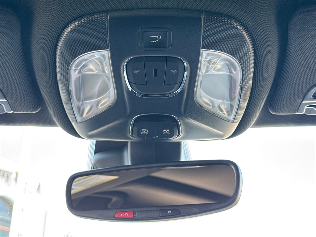 2025 Jeep Compass Limited photo 23