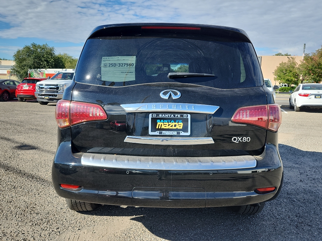 2017 Infiniti QX80 Base photo 3