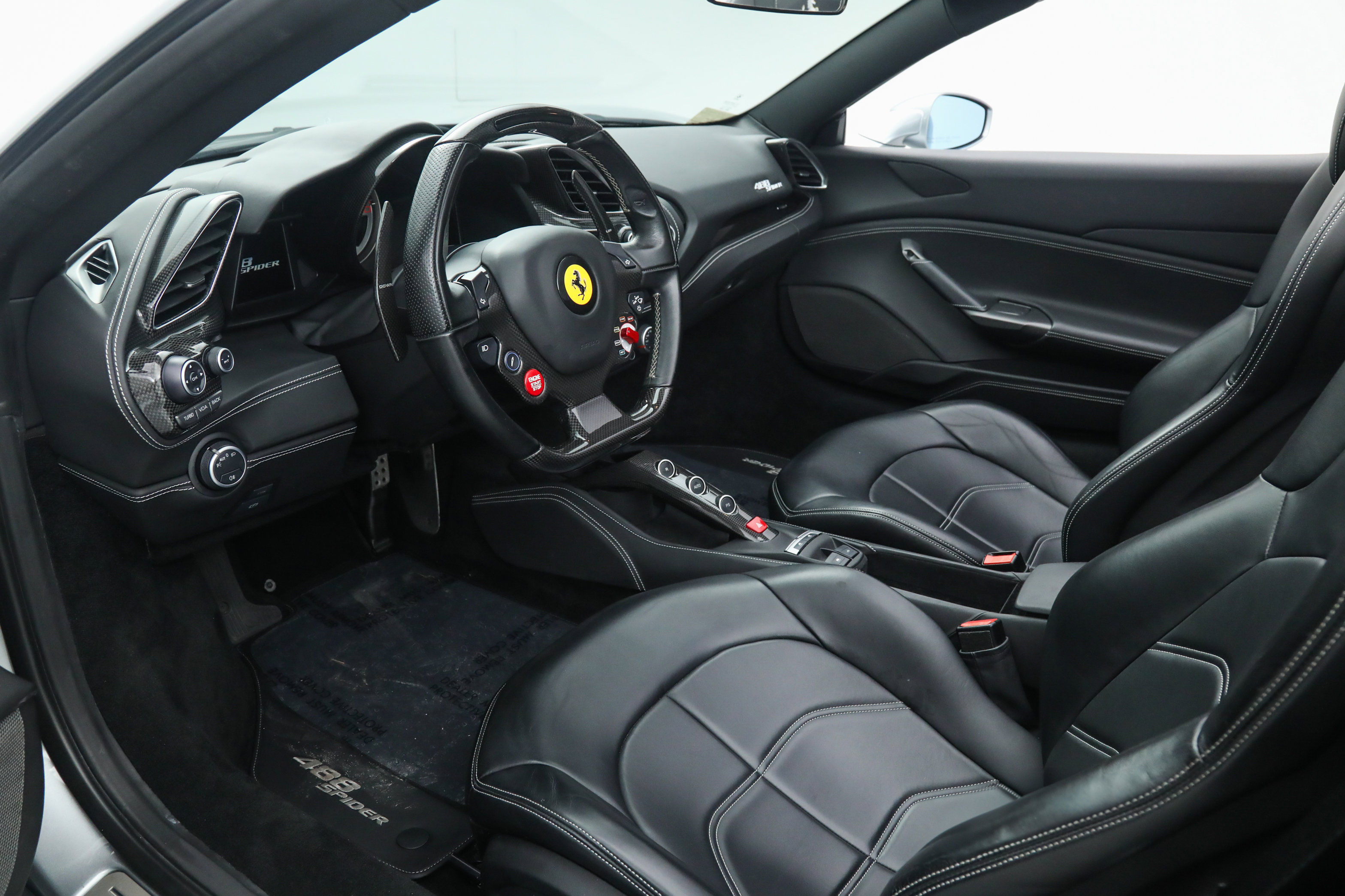 2018 Ferrari 488 Spider photo 4