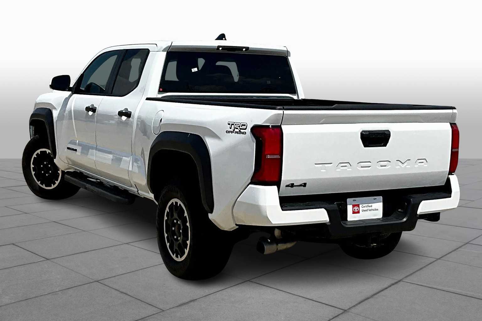 2024 Toyota Tacoma TRD photo 10