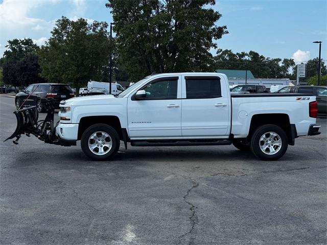 2018 Chevrolet Silverado 1500 LT photo 4