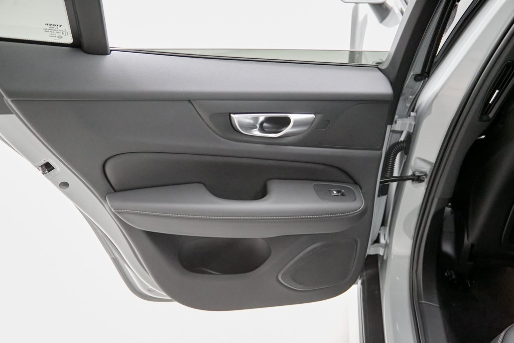 2026 VOLVO V60CC - Image 17