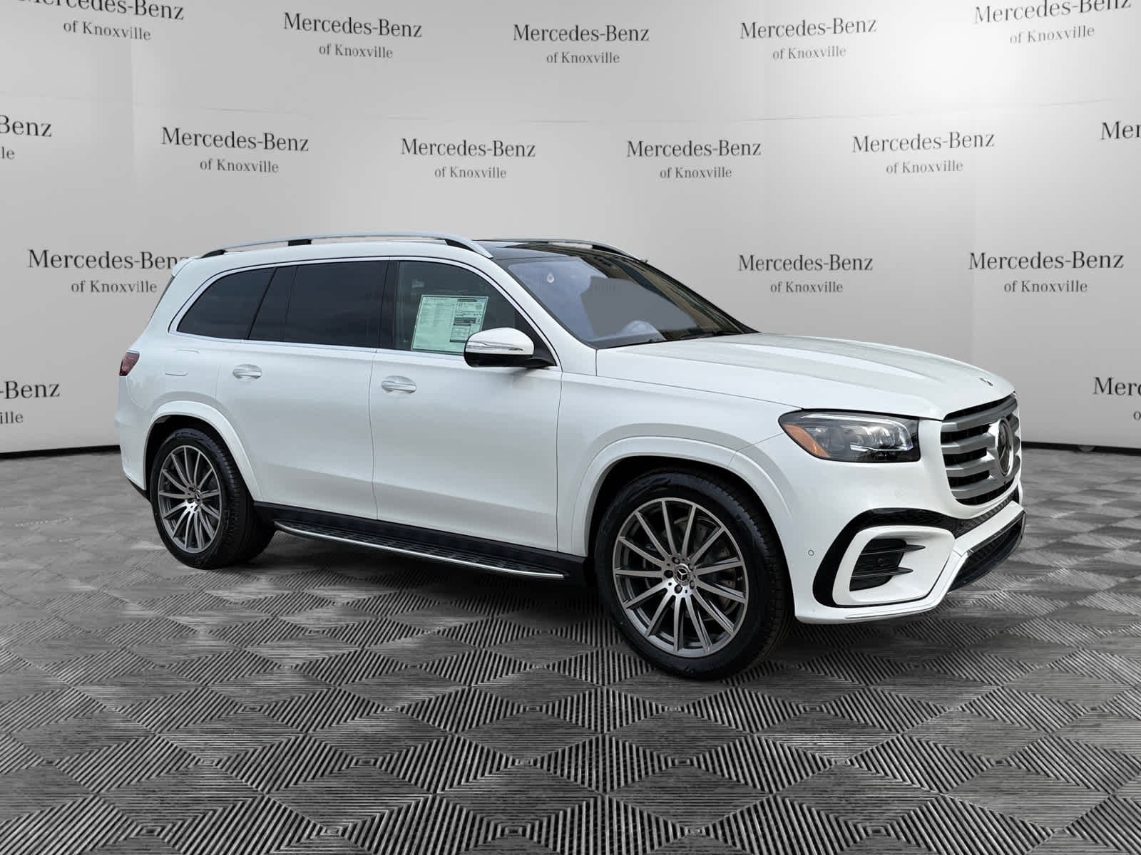 2026 Mercedes Benz GLS 450 4MATIC photo 6