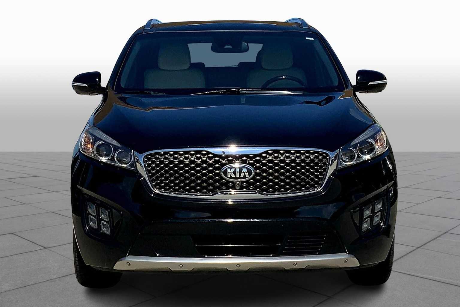 2016 Kia Sorento SX Limited photo 2