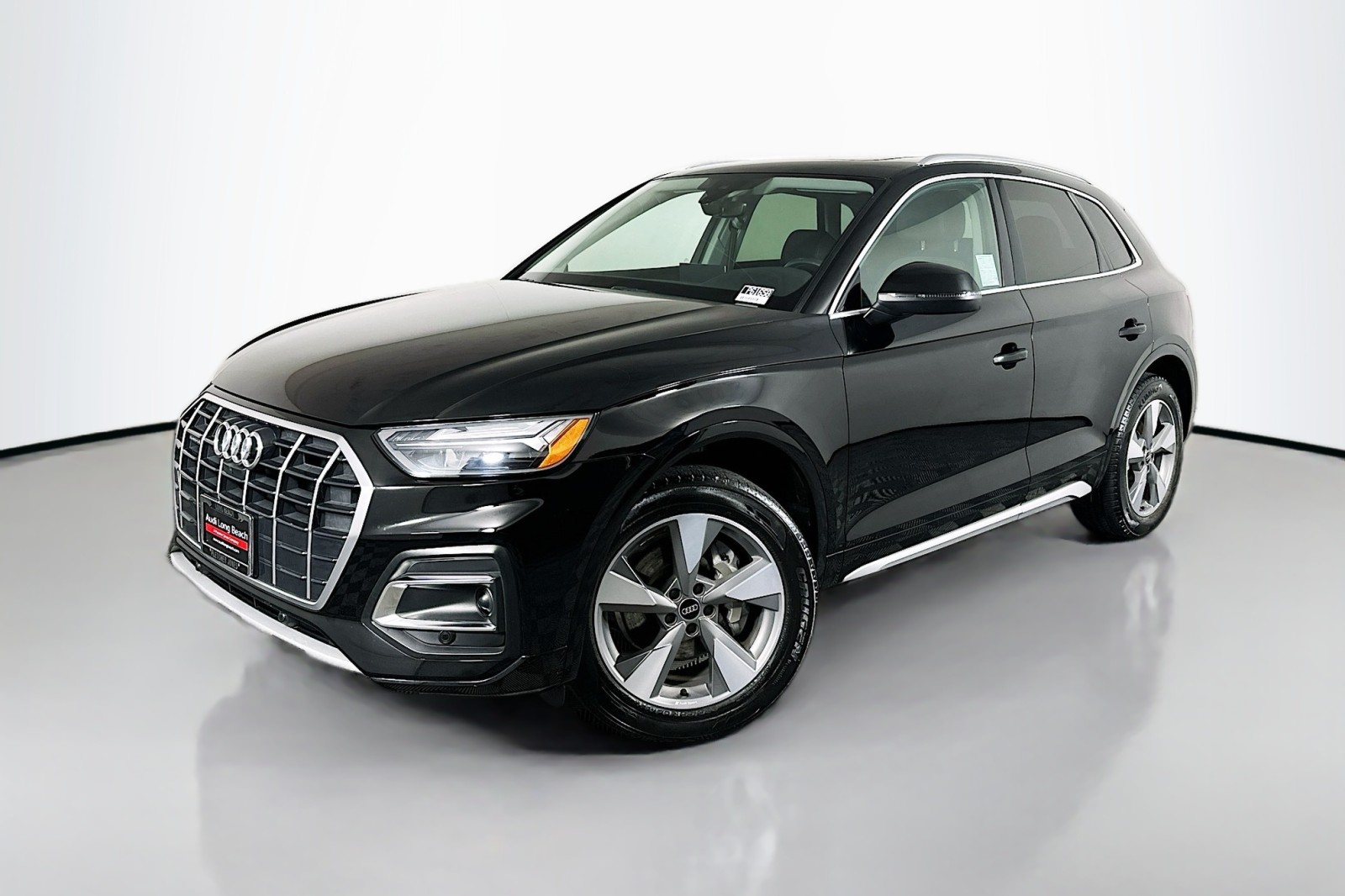 2023 Audi Q5 Premium Plus's photo
