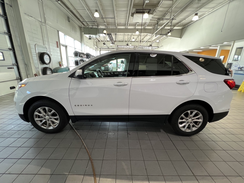 2018 Chevrolet Equinox LT photo 5